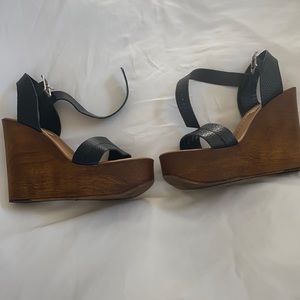 Black Leather Steve Madden Wedges 7